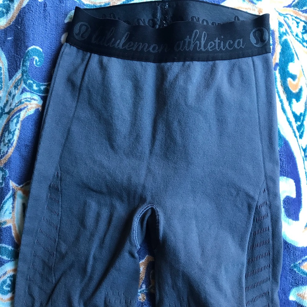Seamless lululemons